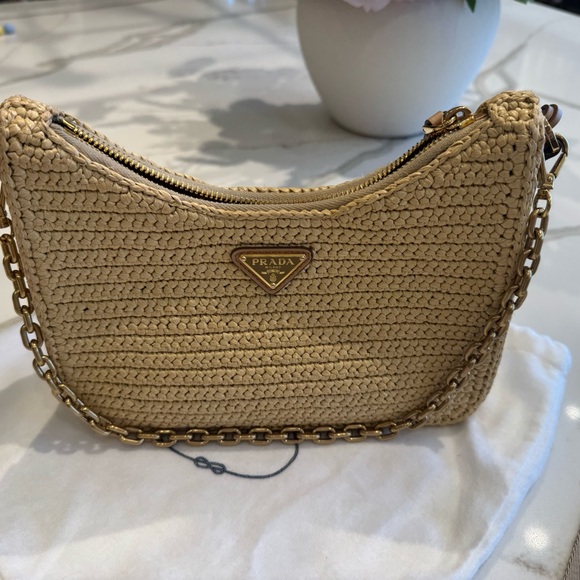 Prada Raffia Re-edition Gold Crossbody Bag - Picture 3 of 16